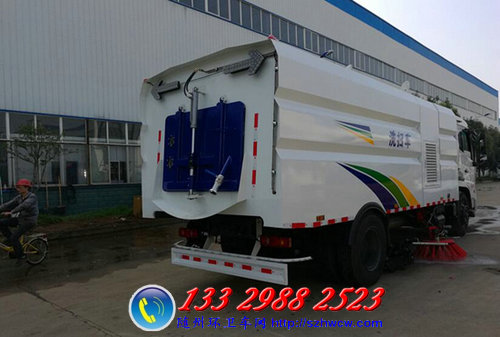 东风天锦洗扫车-4 东风天锦洗扫车-4